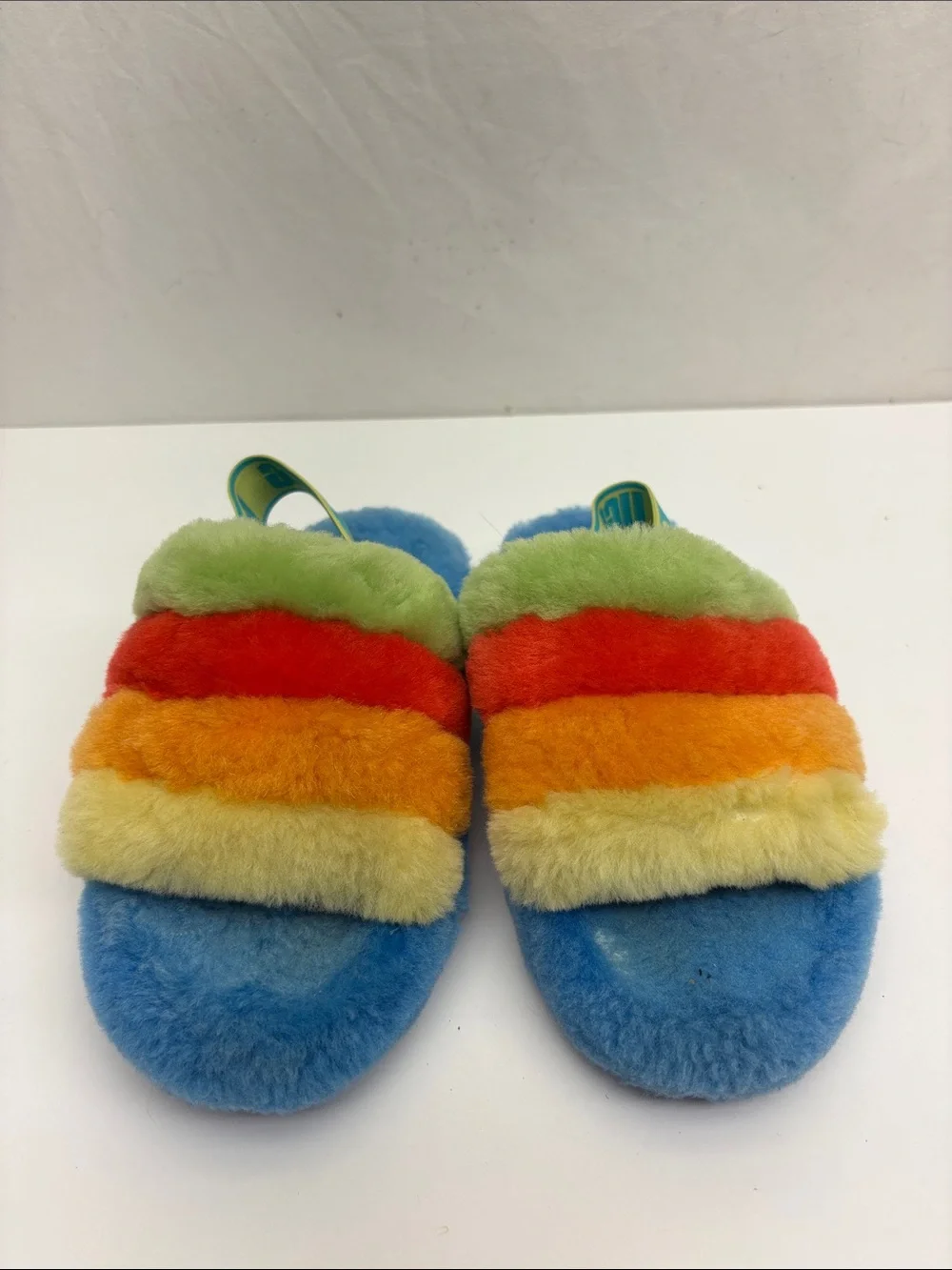 UGG Kids Rainbow Faux-Fur Slide Slippers, SZ 1 for little girl, box 73